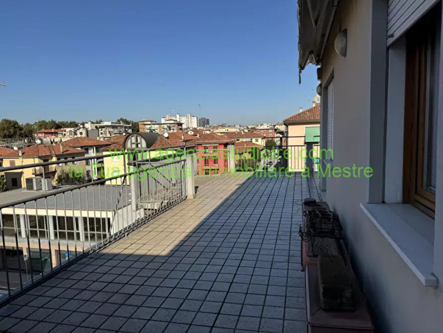 Immagine 23 di Attico in vendita  in via fogazzaro a Venezia