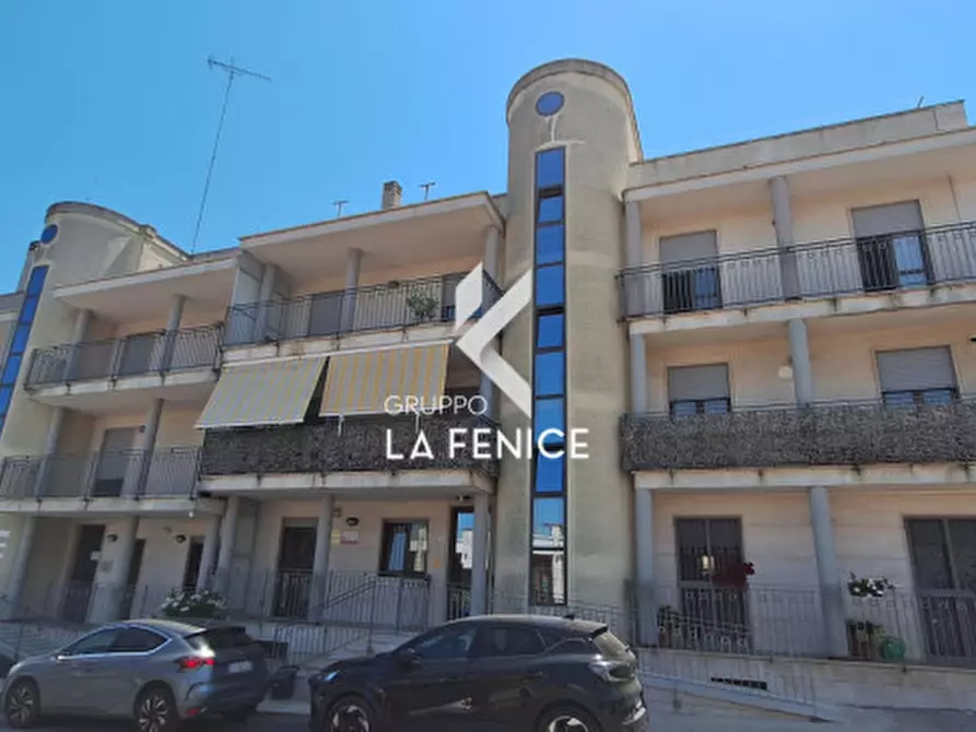 Immagine 3 di Appartamento in vendita  in via Michelangelo Buonarroti a Locorotondo