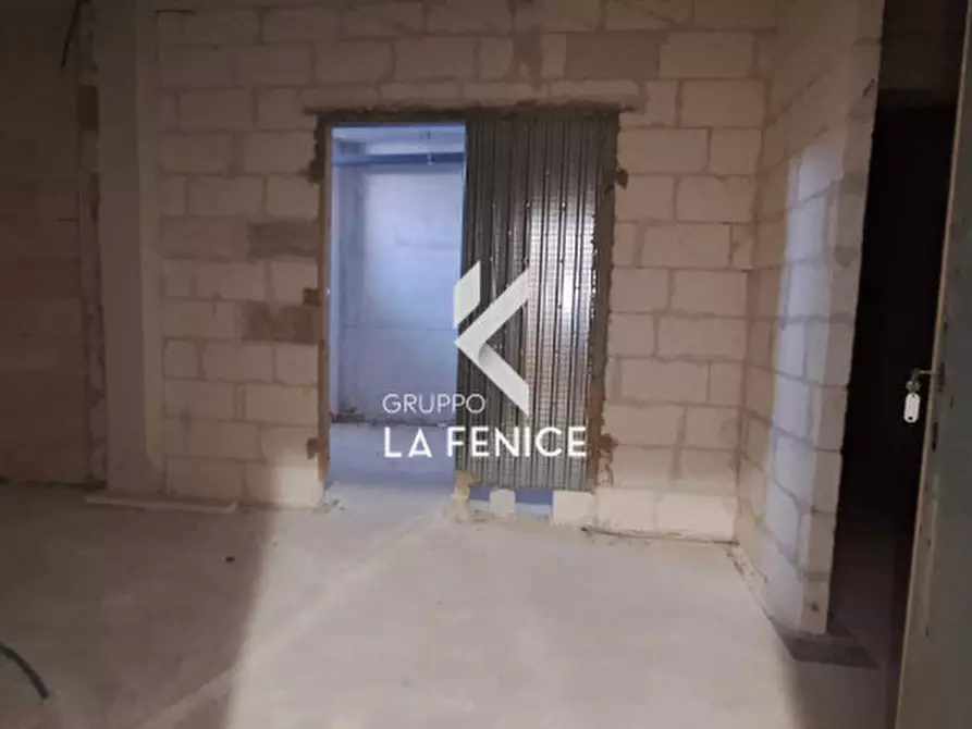 Immagine 12 di Appartamento in vendita  in via Michelangelo Buonarroti a Locorotondo