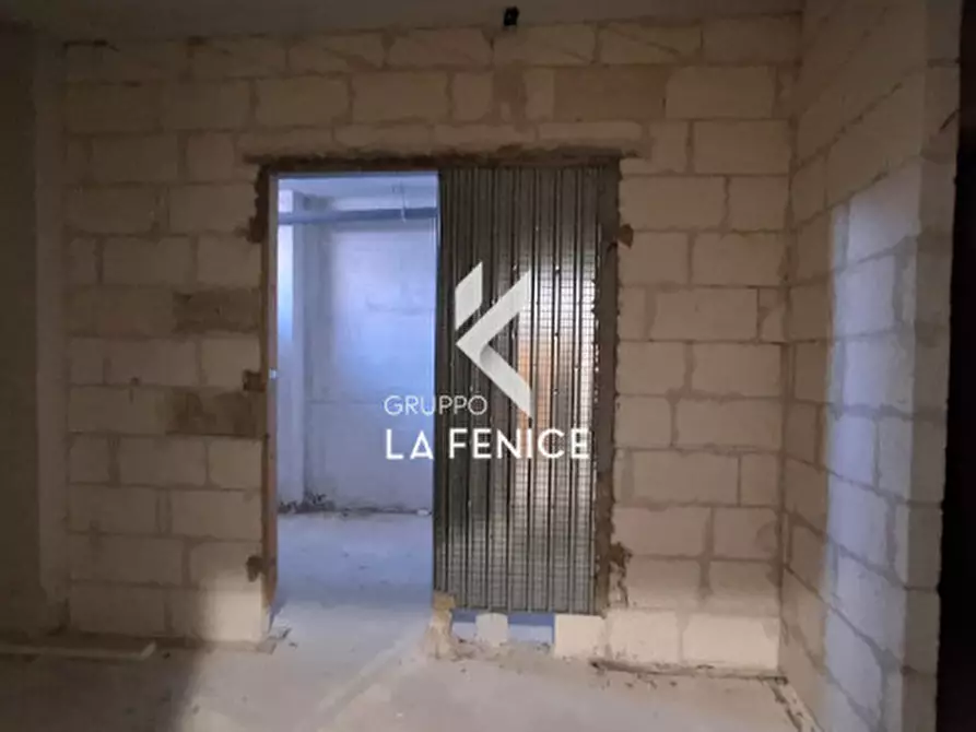 Immagine 26 di Appartamento in vendita  in via Michelangelo Buonarroti a Locorotondo