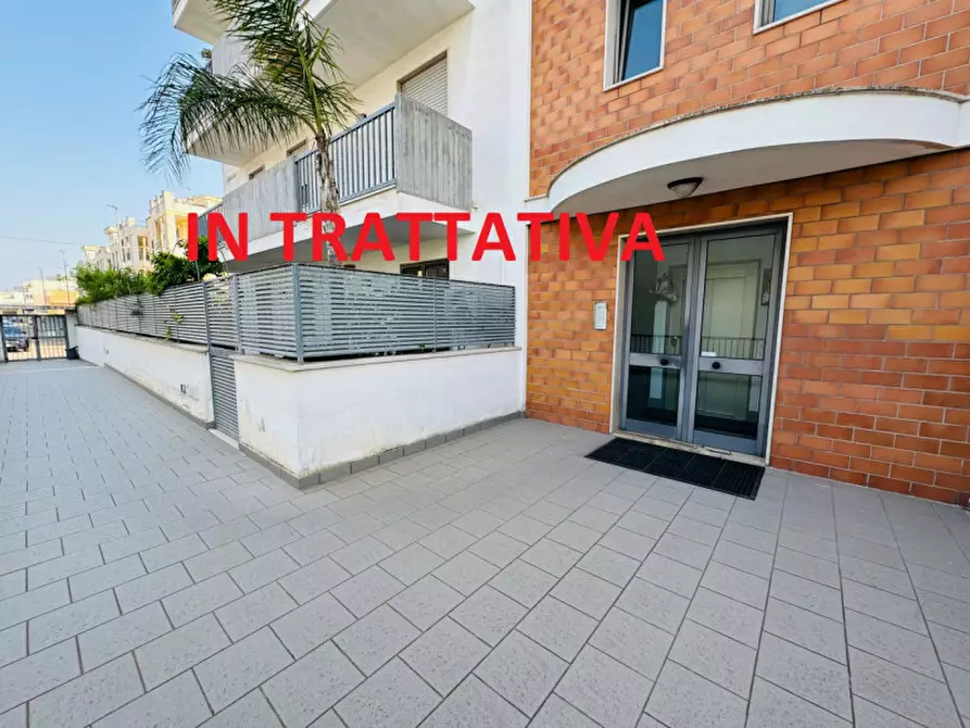 Immagine 1 di Appartamento in vendita  in Via Piave a Lequile