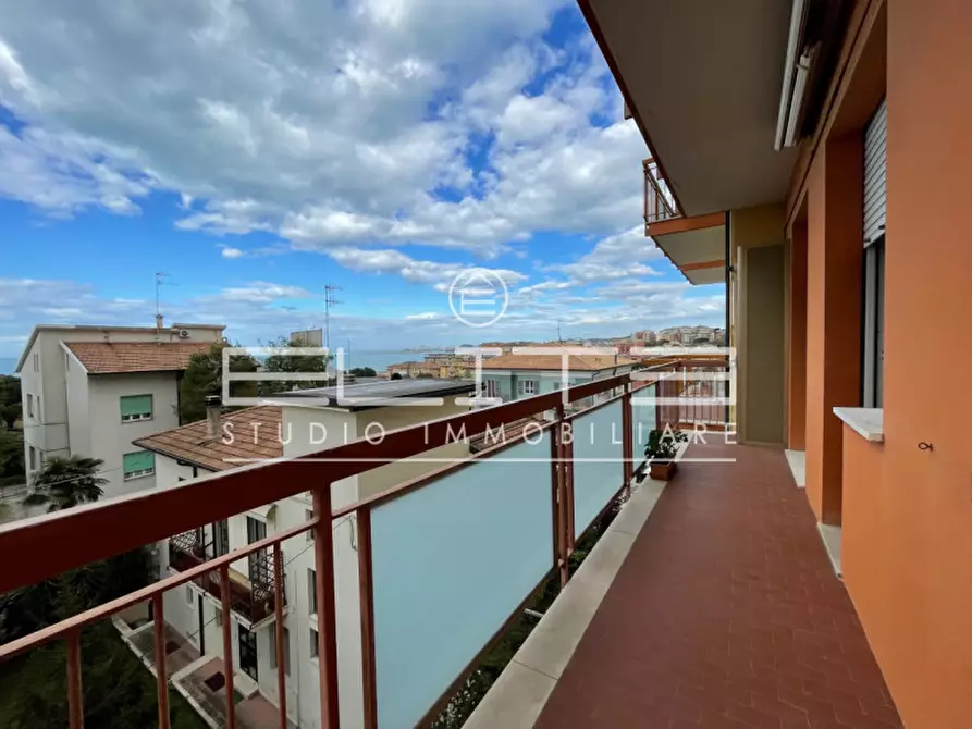 Immagine 14 di Appartamento in vendita  in TORRETTE a Ancona