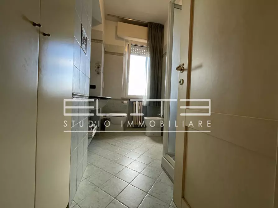 Immagine 34 di Appartamento in vendita  in TORRETTE a Ancona