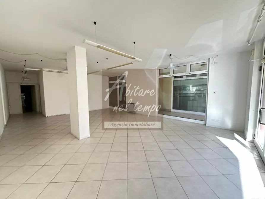 Immagine 3 di Negozio in affitto  in via borgo bassano a Cittadella