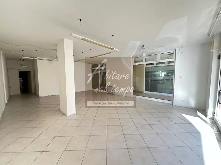 Immagine 6 di Negozio in affitto  in via borgo bassano a Cittadella