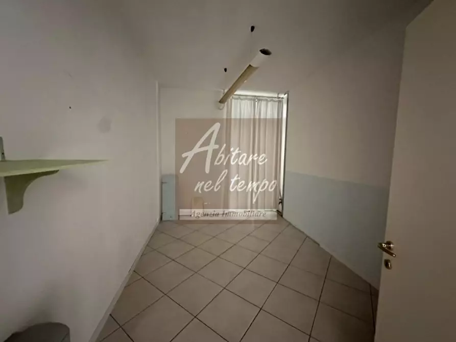 Immagine 15 di Negozio in affitto  in via borgo bassano a Cittadella