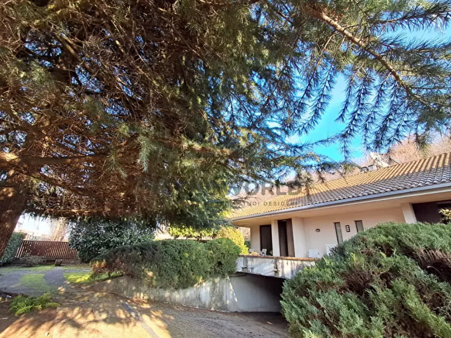 Immagine 13 di Casa bifamiliare in vendita  in via ugo foscolo a Malo