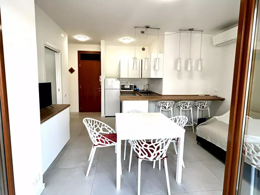 Immagine 1 di Appartamento in vendita  in Via Altinate 7° accesso al mare n.2 a Jesolo