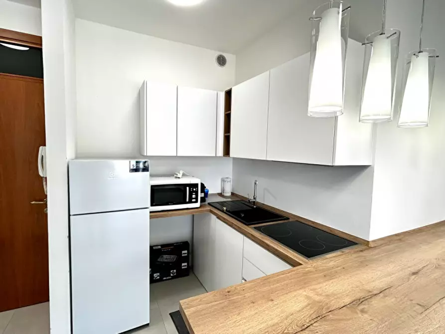 Immagine 4 di Appartamento in vendita  in Via Altinate 7° accesso al mare n.2 a Jesolo