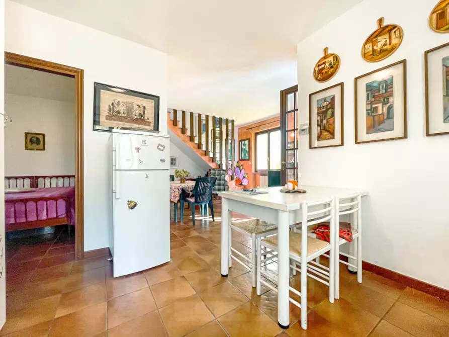 Immagine 41 di Casa indipendente in vendita  in via fontanella 13 a Massino Visconti