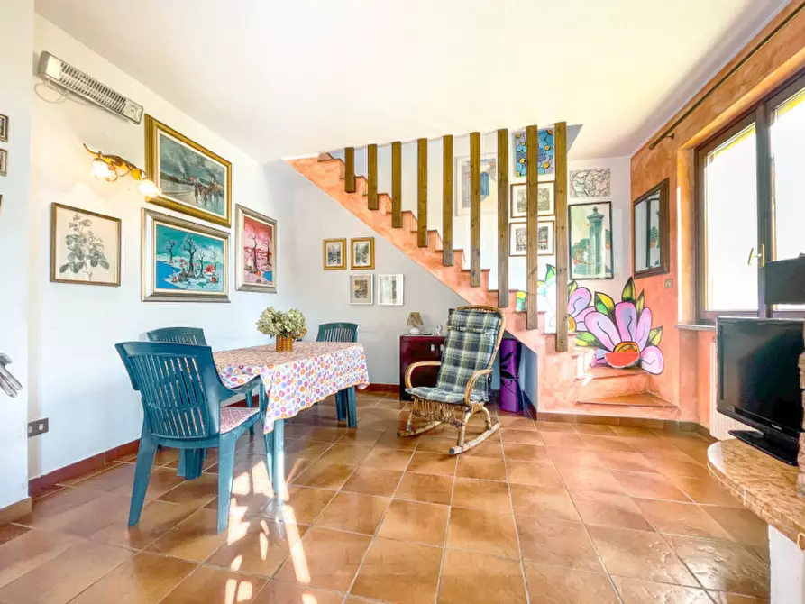 Immagine 45 di Casa indipendente in vendita  in via fontanella 13 a Massino Visconti