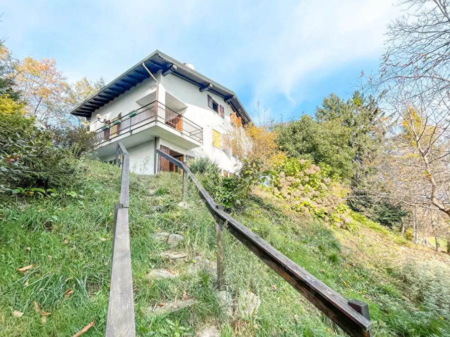 Immagine 52 di Casa indipendente in vendita  in via fontanella 13 a Massino Visconti