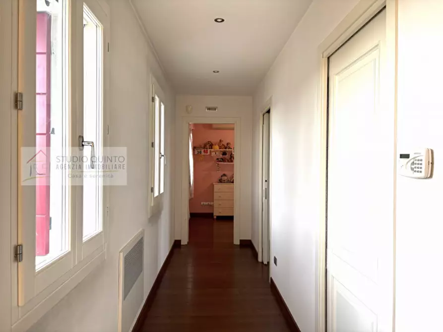 Immagine 22 di Villa in vendita  a Quinto Di Treviso