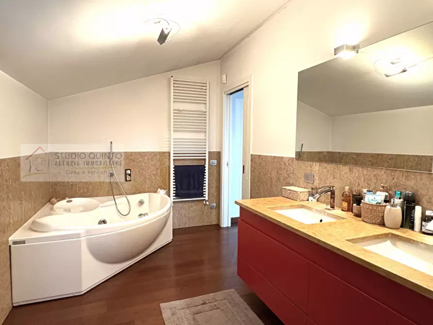 Immagine 30 di Villa in vendita  a Quinto Di Treviso