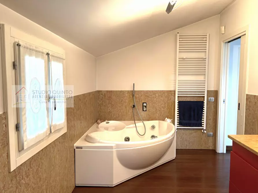 Immagine 31 di Villa in vendita  a Quinto Di Treviso