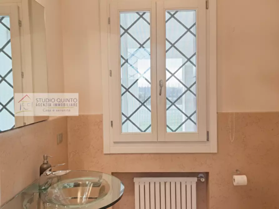 Immagine 37 di Villa in vendita  a Quinto Di Treviso