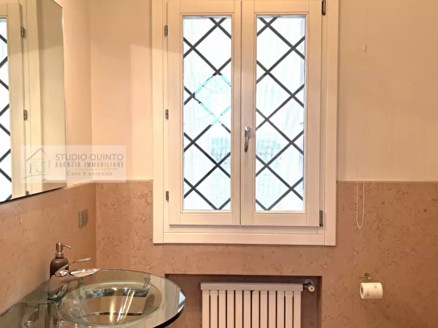 Immagine 39 di Villa in vendita  a Quinto Di Treviso