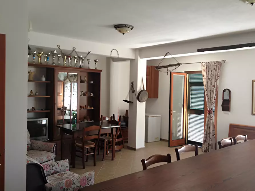 Immagine 2 di Villa in vendita  in VIA A.G. NORERO 84 a San Colombano Certenoli