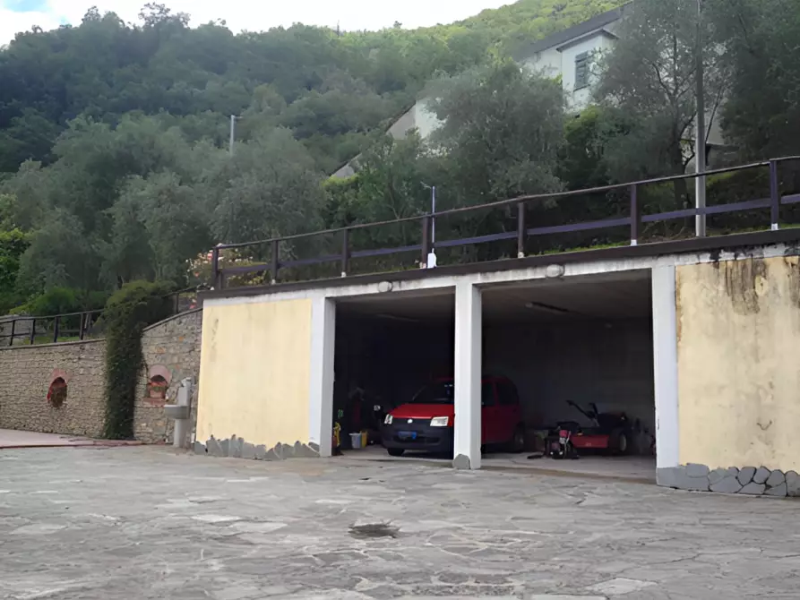 Immagine 9 di Villa in vendita  in VIA A.G. NORERO 84 a San Colombano Certenoli