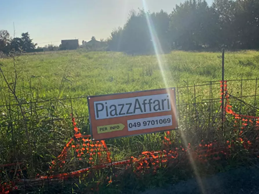 Immagine 3 di Terreno in vendita  in Via S. Tommaso a Piove Di Sacco