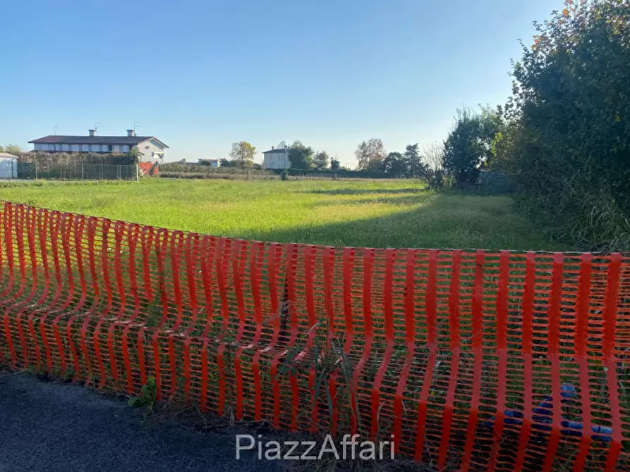 Immagine 11 di Terreno in vendita  in Via S. Tommaso a Piove Di Sacco