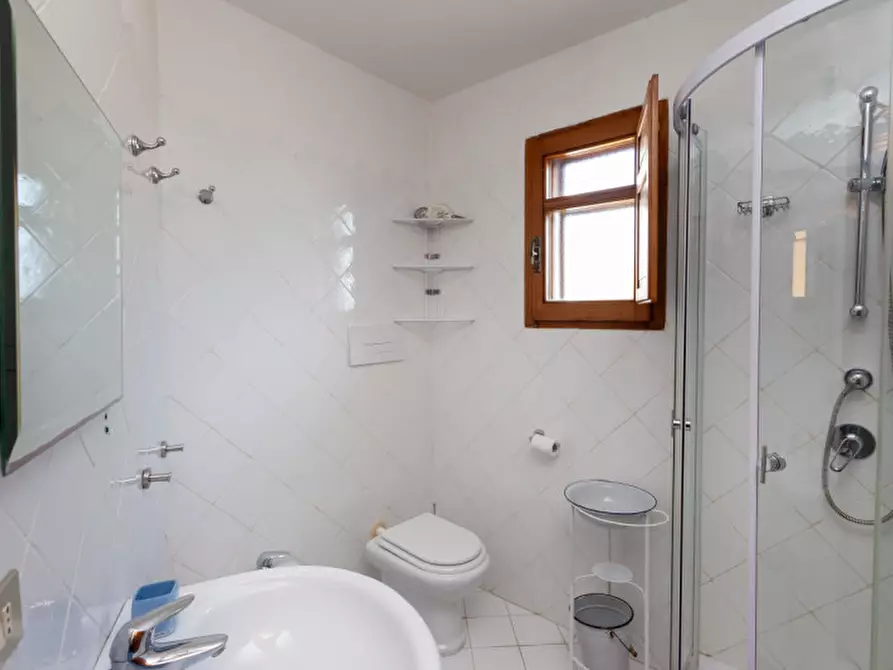 Immagine 23 di Villa in vendita  in Via Amsicora a Posada