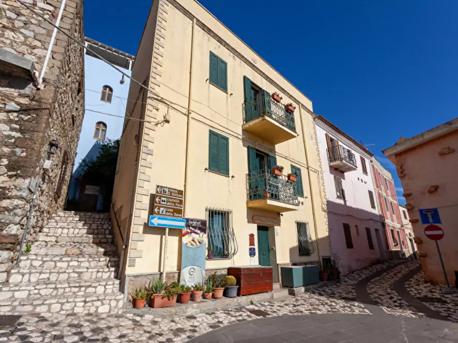 Immagine 51 di Villa in vendita  in Via Amsicora a Posada