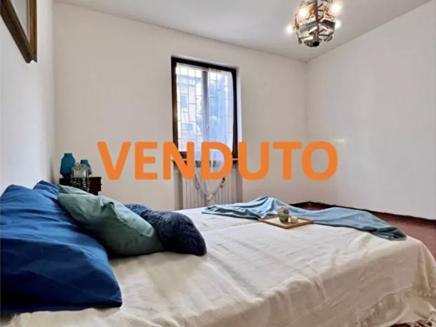 Immagine 1 di Appartamento in vendita  in via Donizetti a Sona