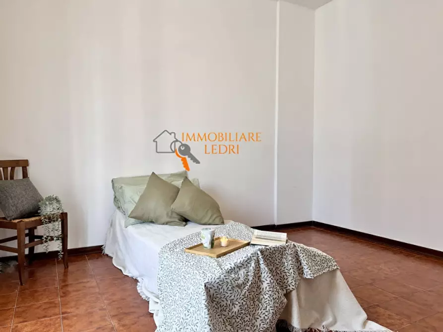 Immagine 10 di Appartamento in vendita  in via Donizetti a Sona