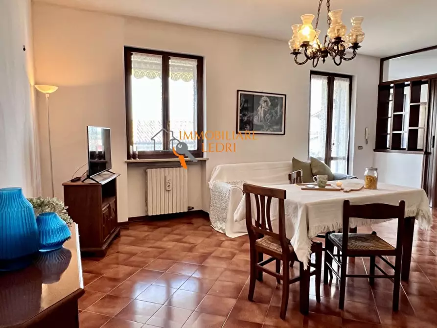 Immagine 16 di Appartamento in vendita  in via Donizetti a Sona