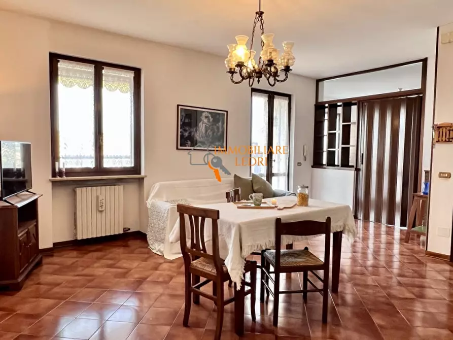 Immagine 18 di Appartamento in vendita  in via Donizetti a Sona