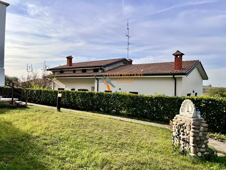 Immagine 24 di Appartamento in vendita  in via Donizetti a Sona