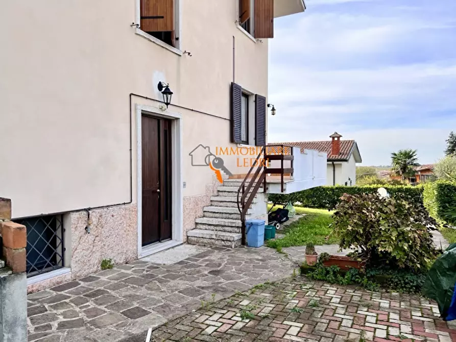 Immagine 27 di Appartamento in vendita  in via Donizetti a Sona