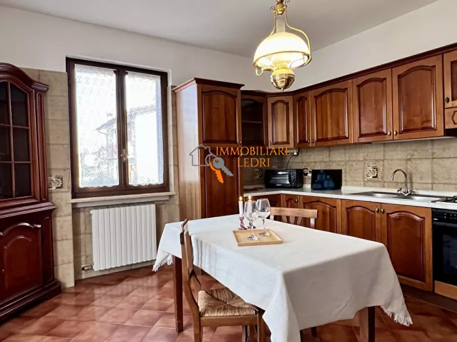 Immagine 31 di Appartamento in vendita  in via Donizetti a Sona