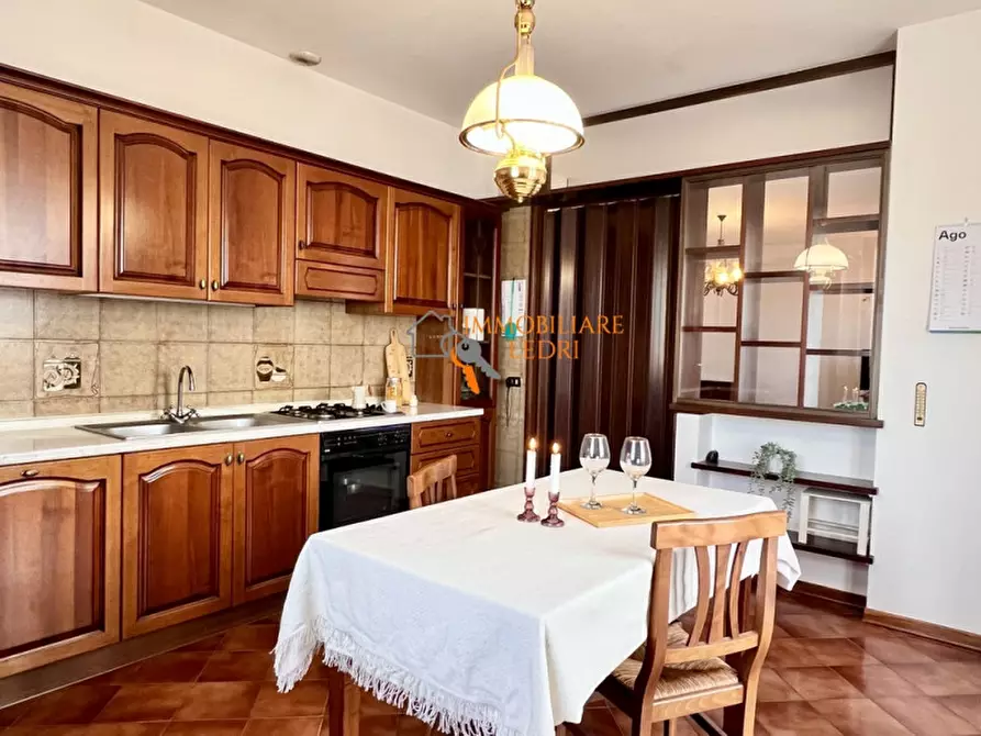 Immagine 32 di Appartamento in vendita  in via Donizetti a Sona