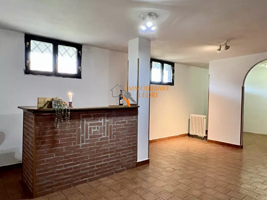 Immagine 35 di Appartamento in vendita  in via Donizetti a Sona