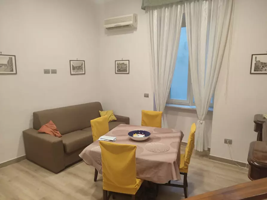 Immagine 4 di Appartamento in affitto  in vico rosario di palazzo a Napoli