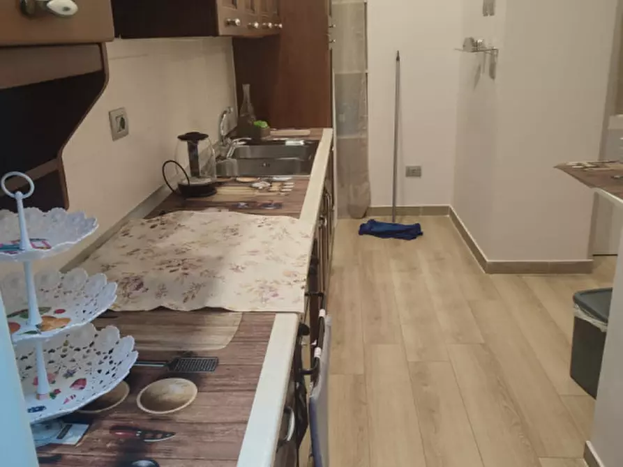 Immagine 18 di Appartamento in affitto  in vico rosario di palazzo a Napoli