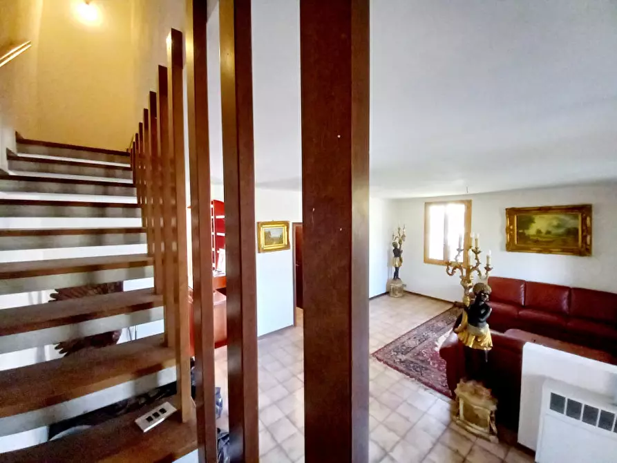 Immagine 2 di Villetta a schiera in vendita  in via raffaello 12 a Molinella