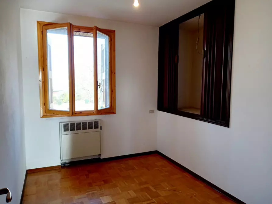 Immagine 16 di Villetta a schiera in vendita  in via raffaello 12 a Molinella