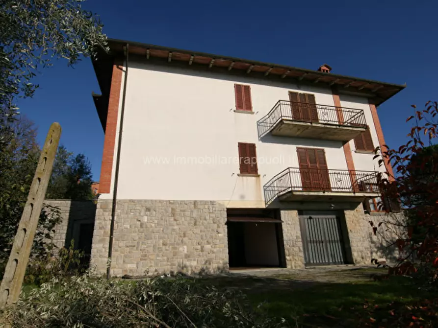 Immagine 2 di Casa indipendente in vendita  a Lucignano