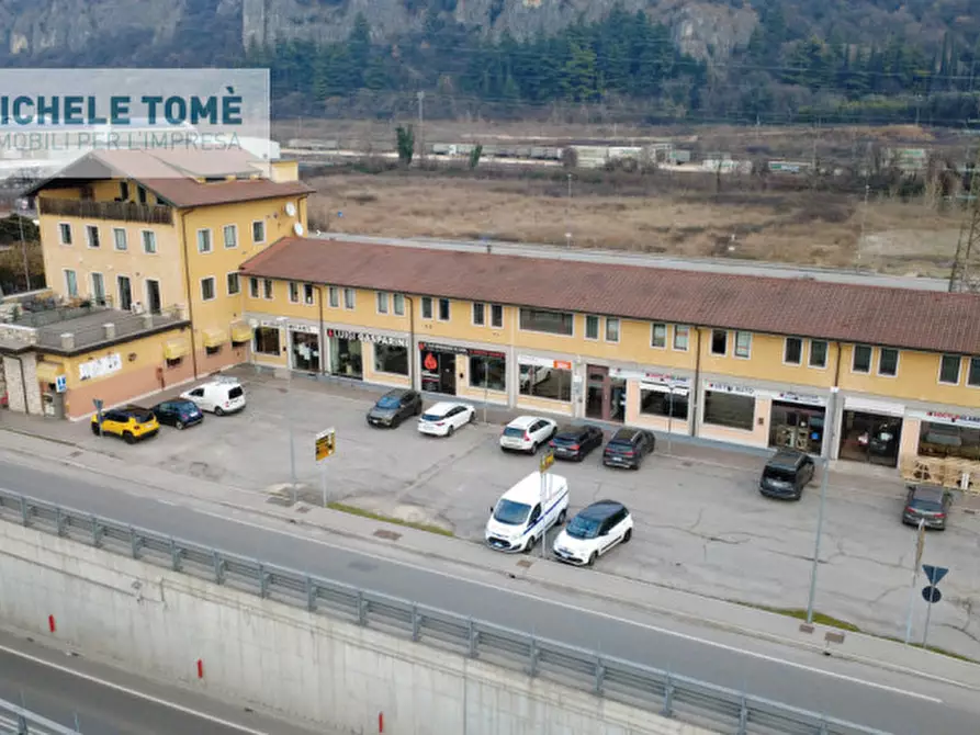 Immagine 3 di Ufficio in vendita  in via passo napoleone a Sant'ambrogio Di Valpolicella