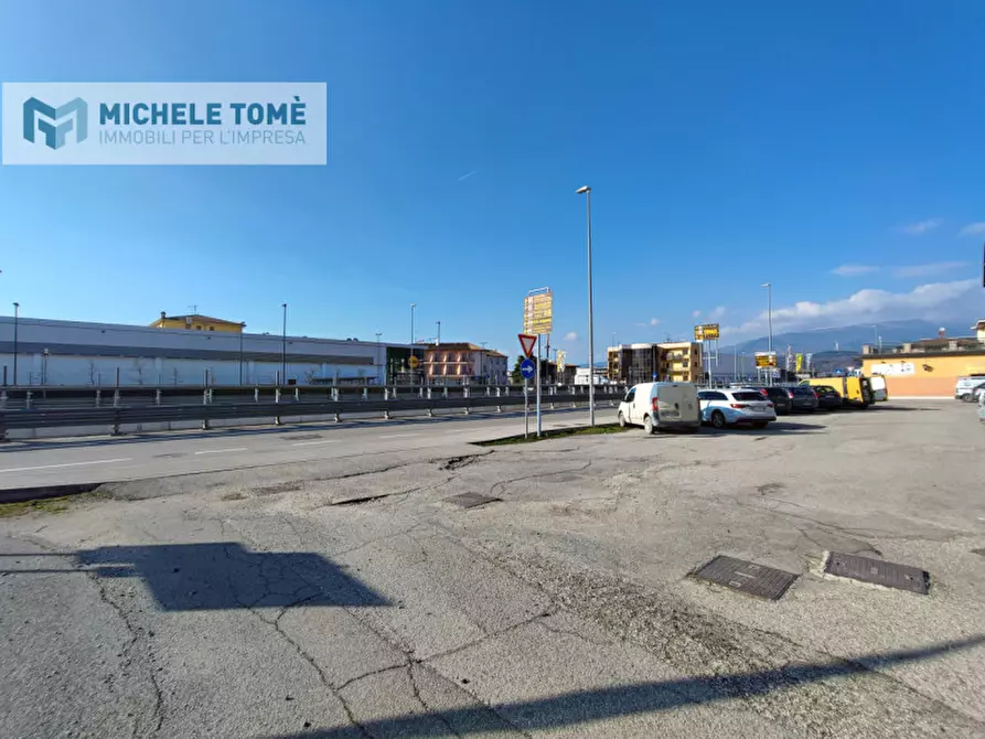 Immagine 14 di Ufficio in vendita  in via passo napoleone a Sant'ambrogio Di Valpolicella