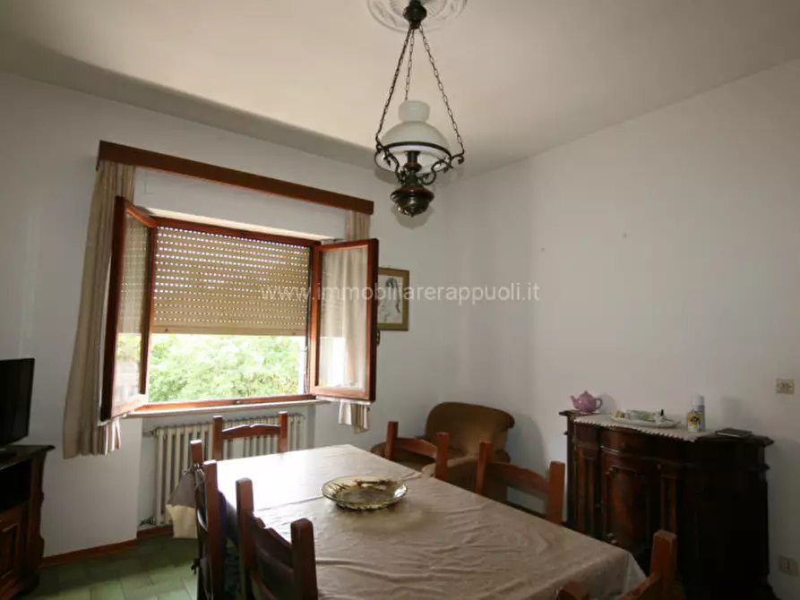 Immagine 3 di Casa indipendente in vendita  a Sinalunga