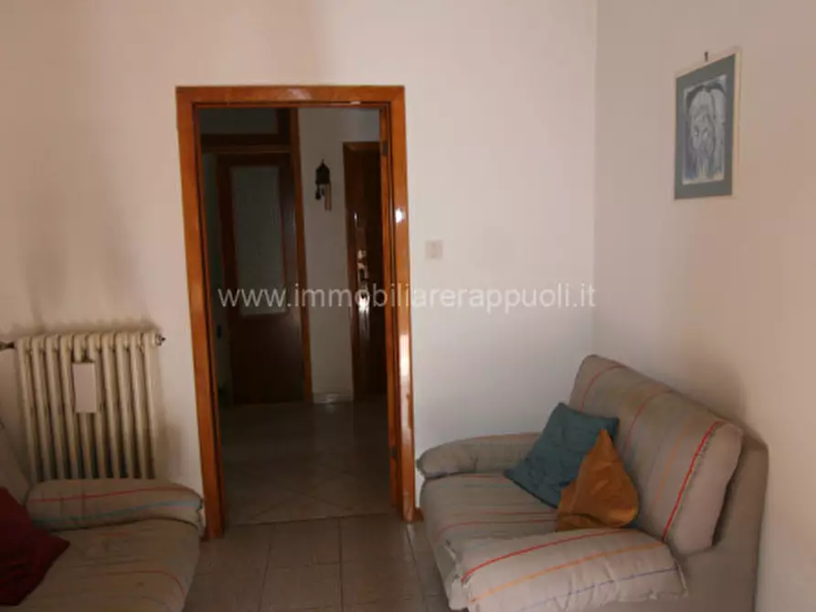 Immagine 11 di Casa indipendente in vendita  a Sinalunga