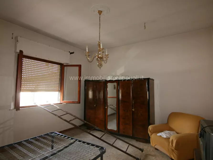 Immagine 15 di Casa indipendente in vendita  a Sinalunga