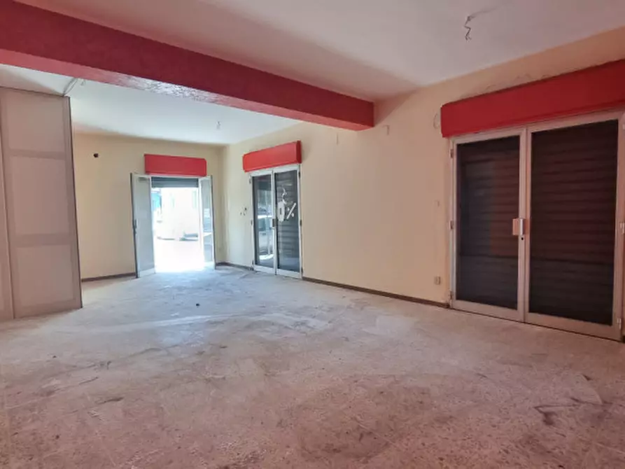 Immagine 8 di Negozio in vendita  in VIA CALDERA a Barcellona Pozzo Di Gotto