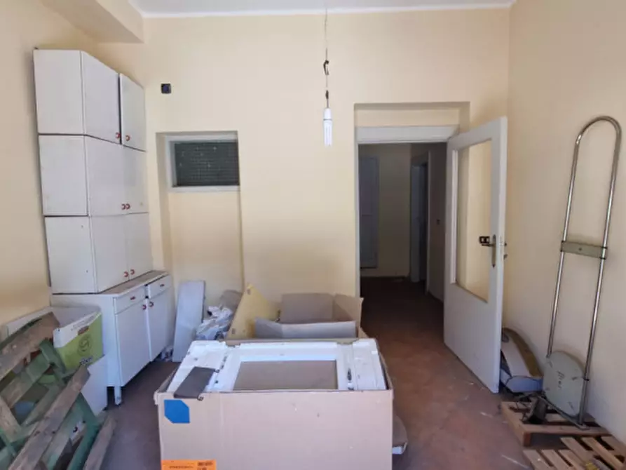 Immagine 10 di Negozio in vendita  in vico caldera a Barcellona Pozzo Di Gotto