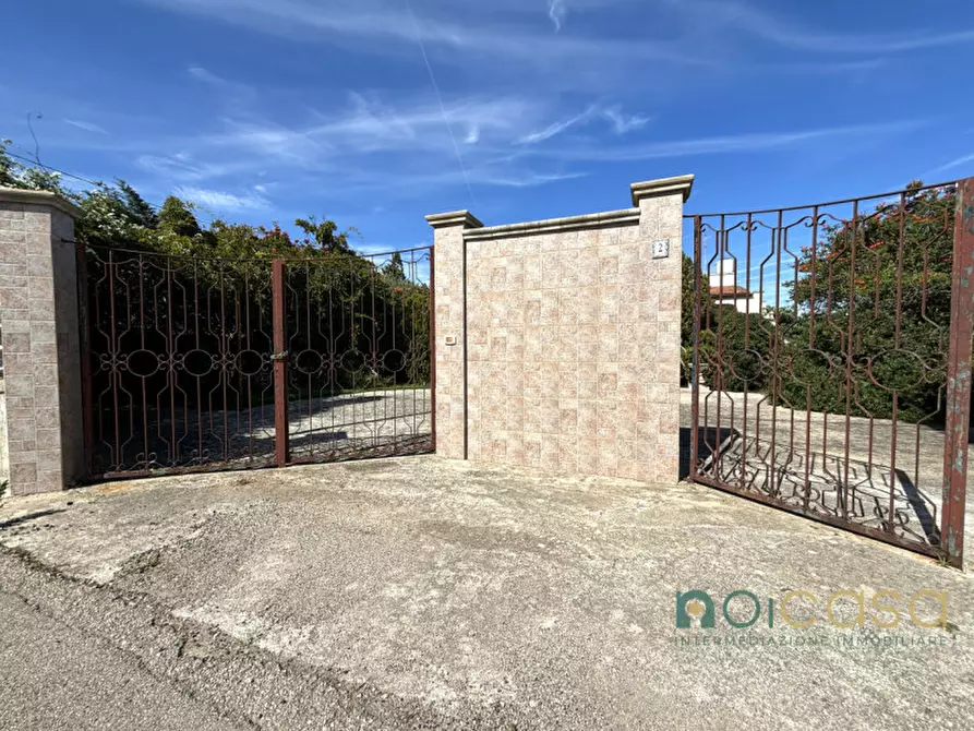 Immagine 2 di Villa in vendita  in via delle betulle 2 a Lecce