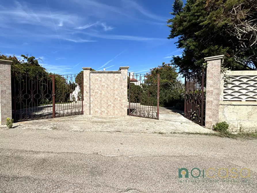 Immagine 3 di Villa in vendita  in via delle betulle 2 a Lecce